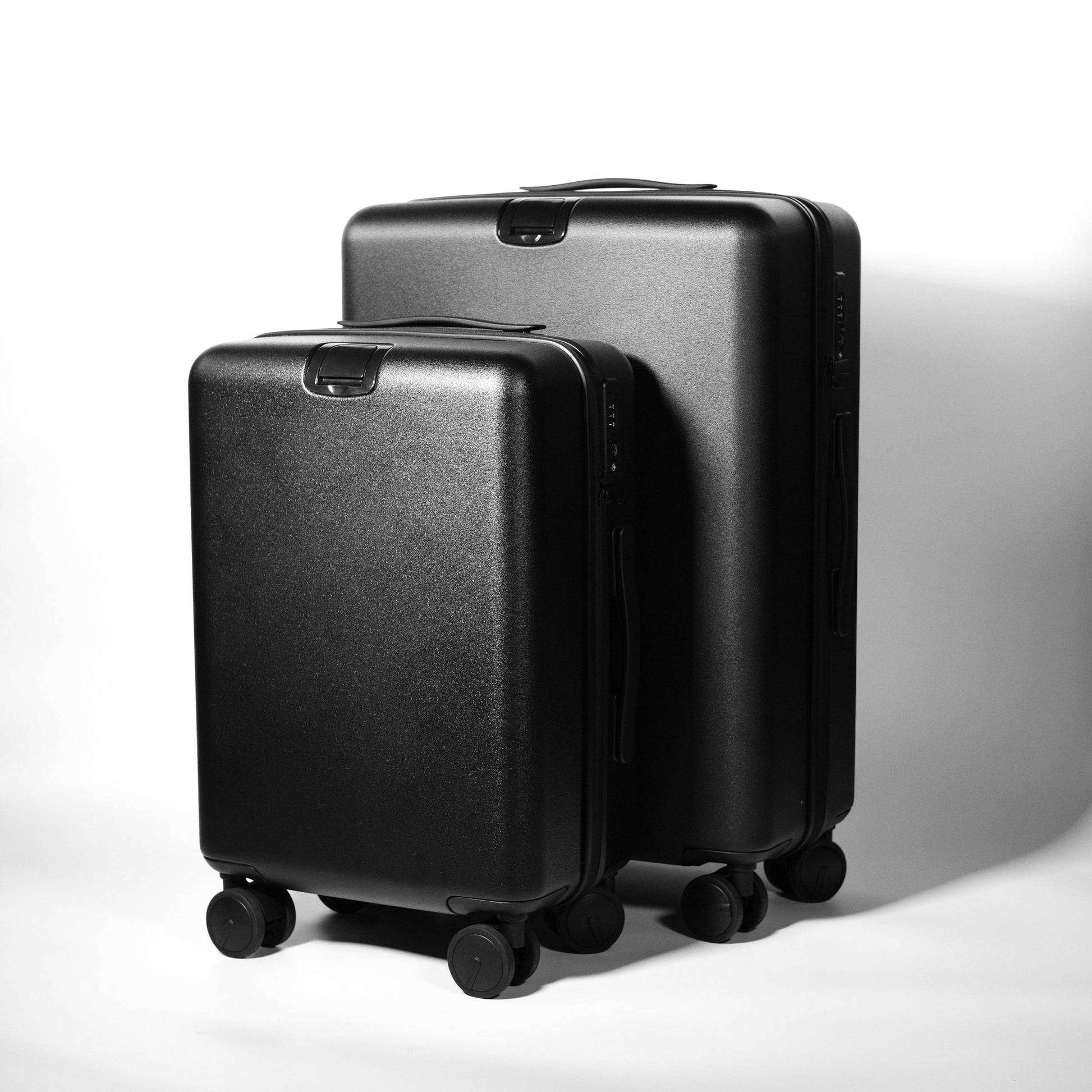 Essential Luxe Suitcase(Black) - aucentic