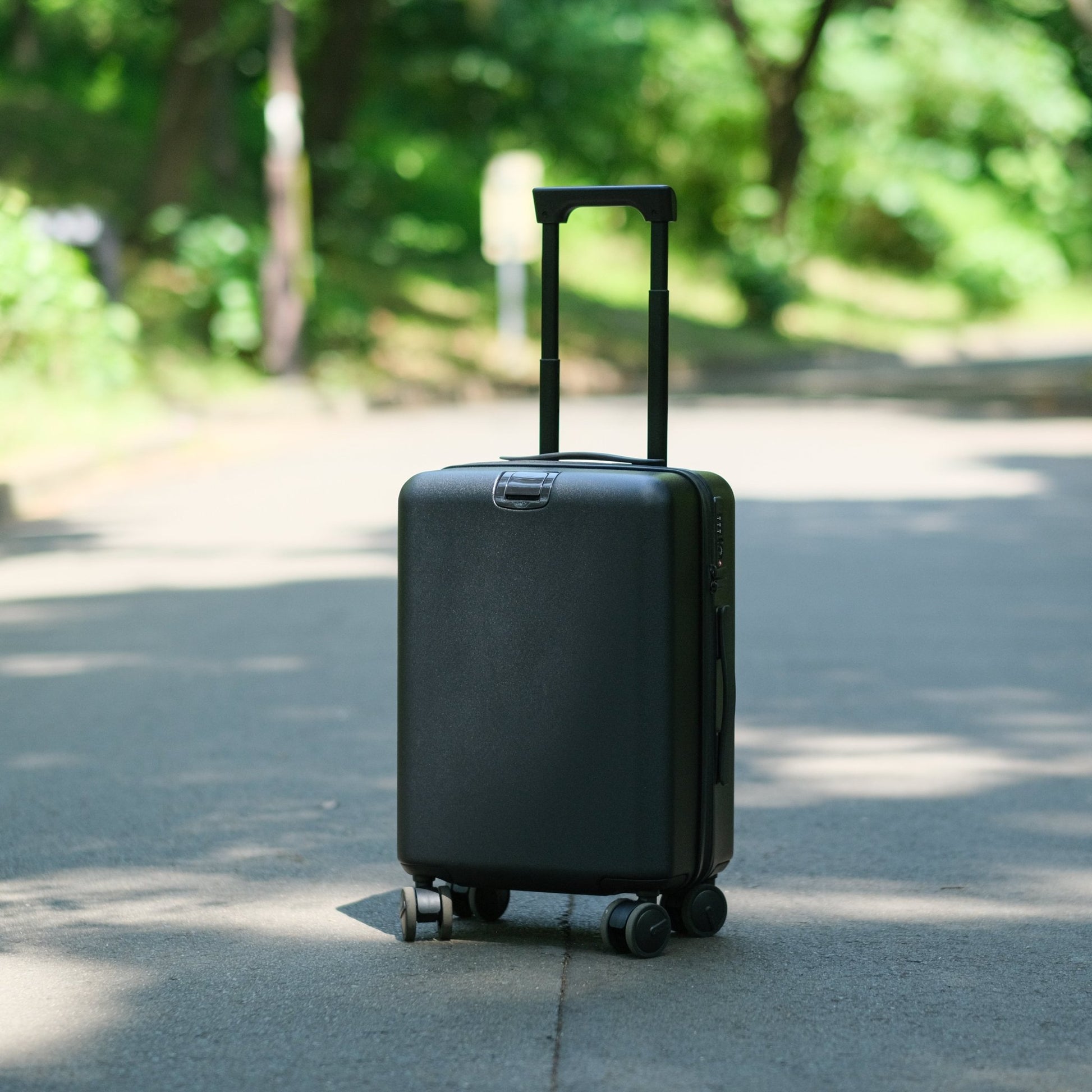 Essential Luxe Suitcase(Black) - aucentic