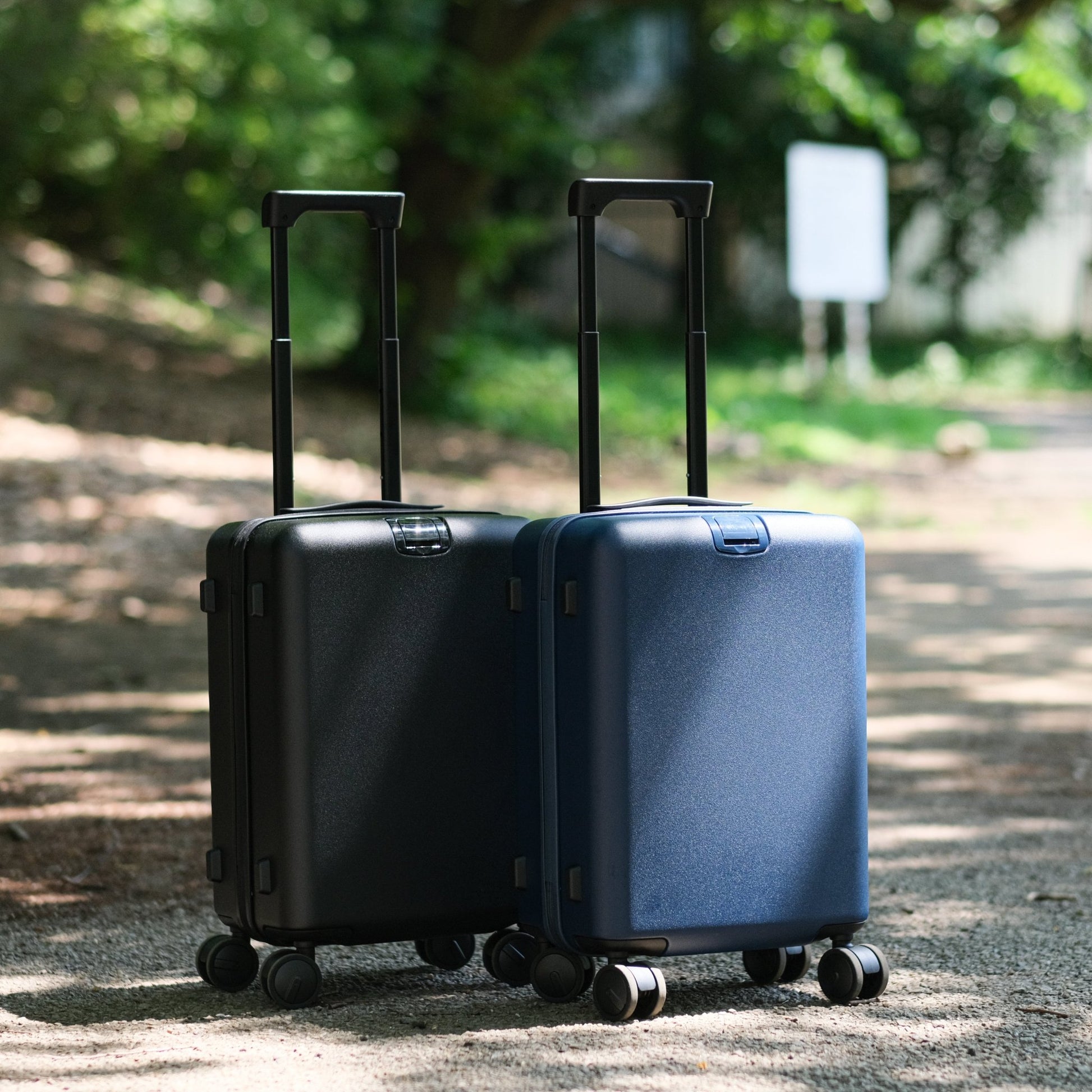 Essential Luxe Suitcase(Black) - aucentic