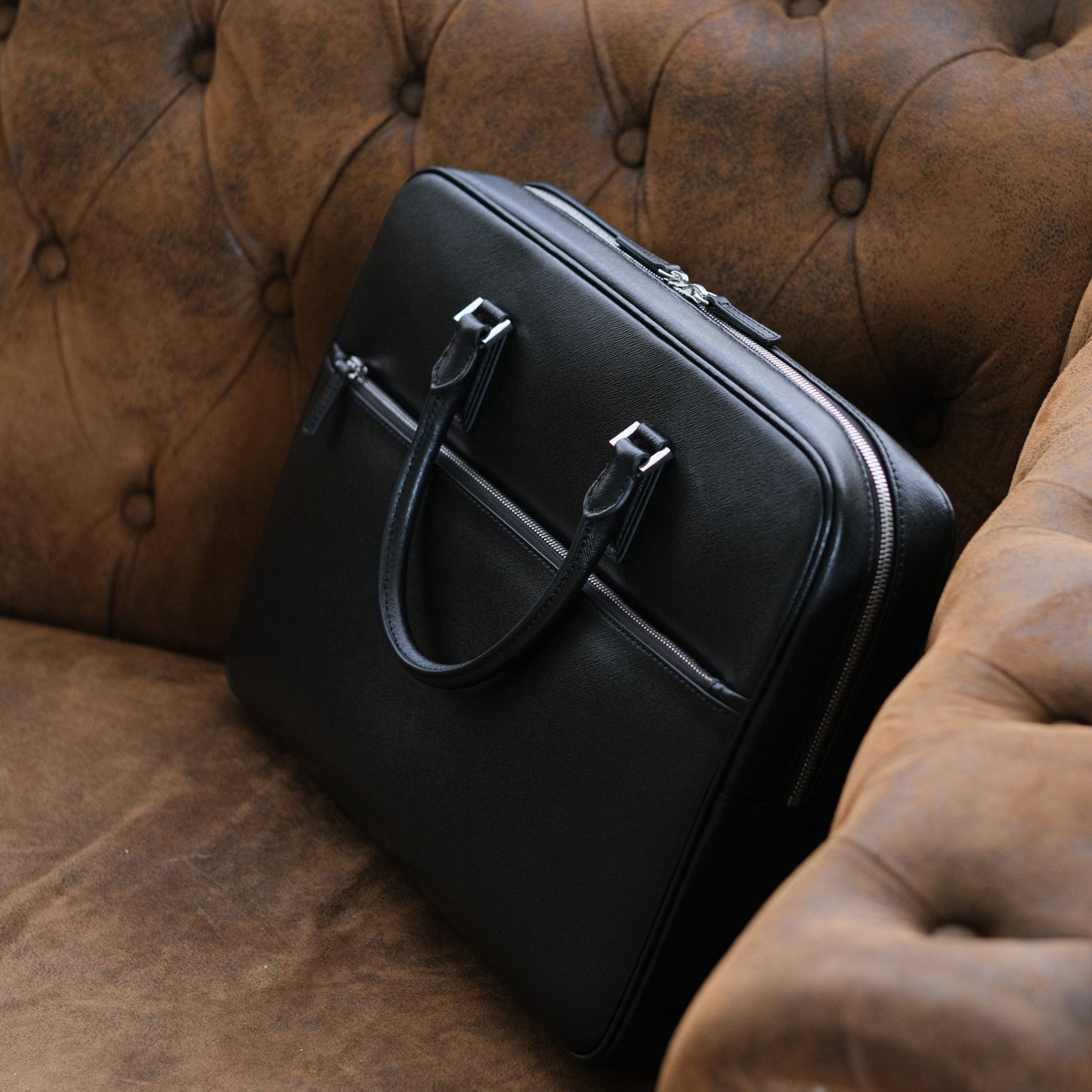 Italian Saffiano Leather Briefcase (with Front Zipper) - aucentic