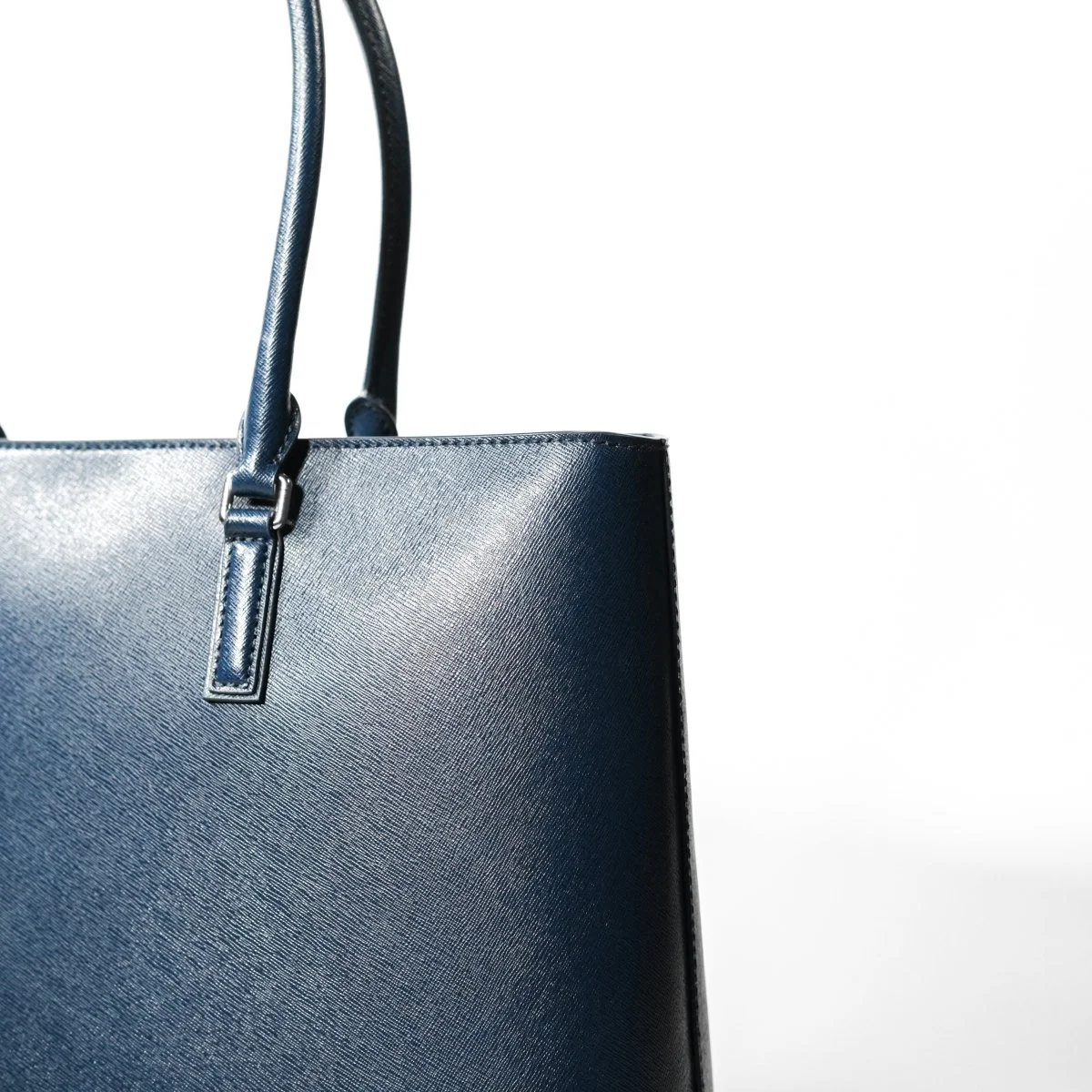 ITALIAN SAFFIANO LEATHER TOTE NAVY