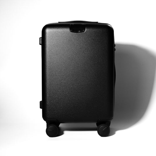 Essential Luxe Suitcase(Black)