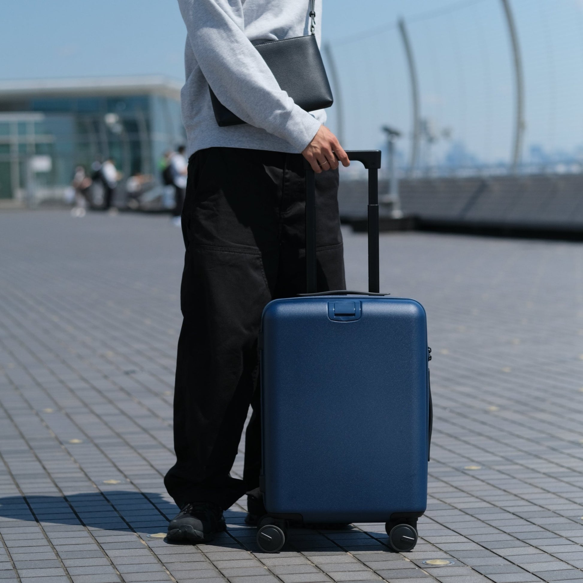 Essential Luxe Suitcase(Dark Blue) - aucentic