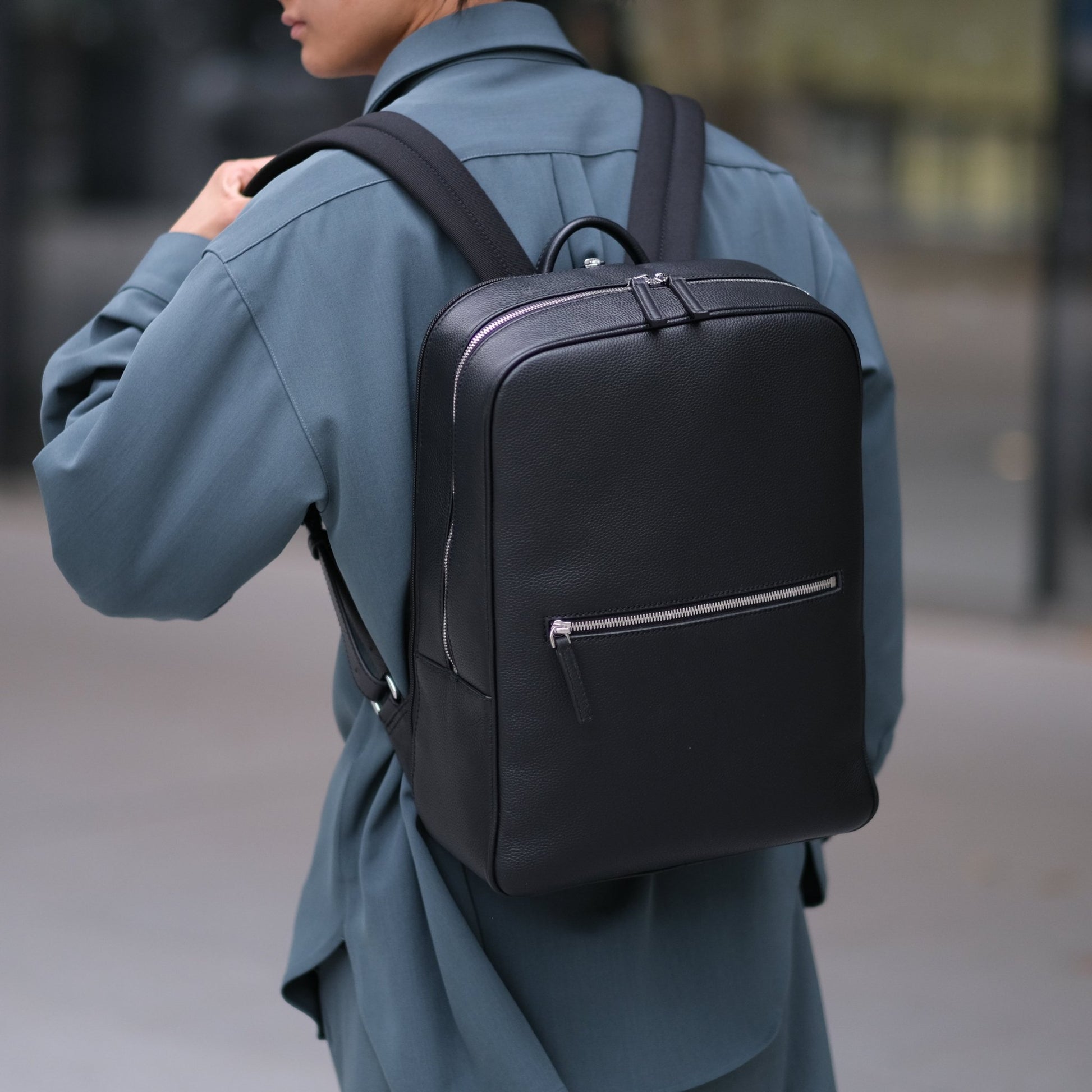 Full Grain Leather Backpack - aucentic