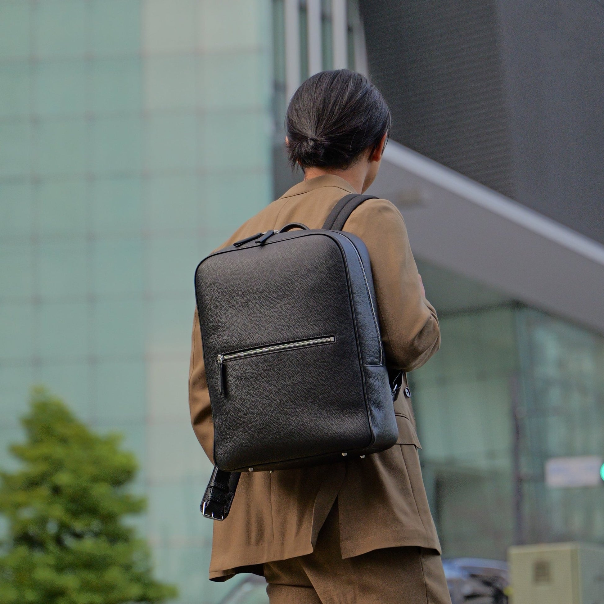 Full Grain Leather Backpack - aucentic