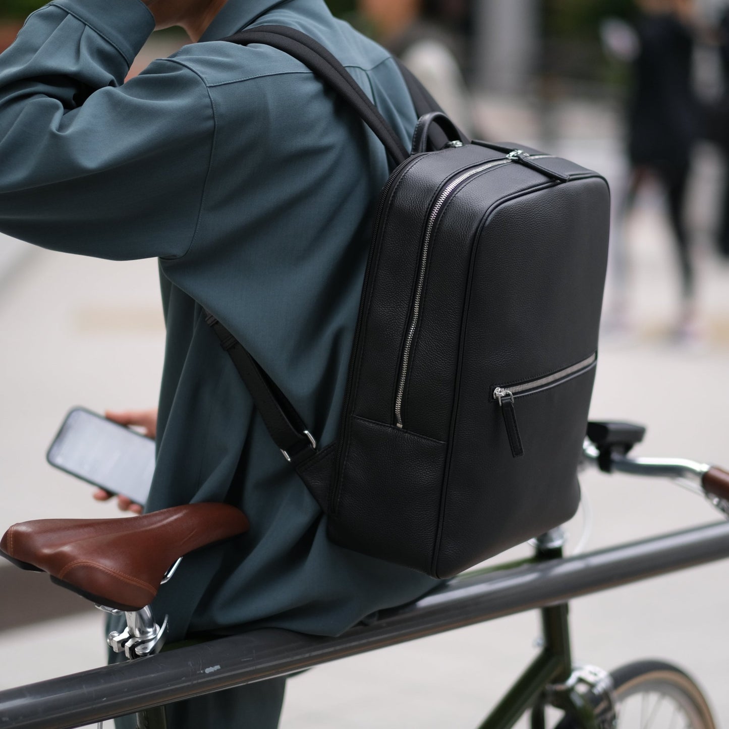 Full Grain Leather Backpack - aucentic