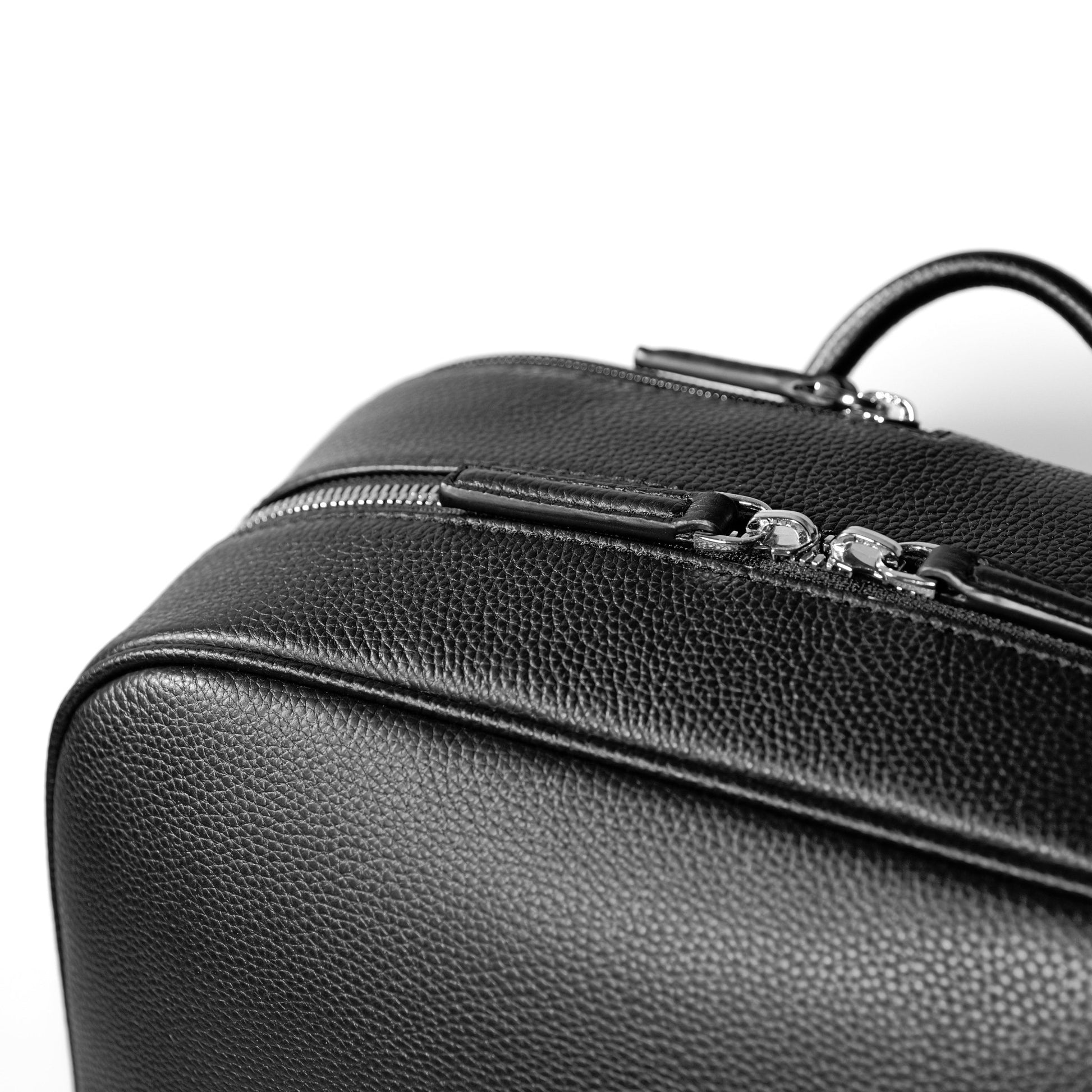 Full Grain Leather Backpack - aucentic
