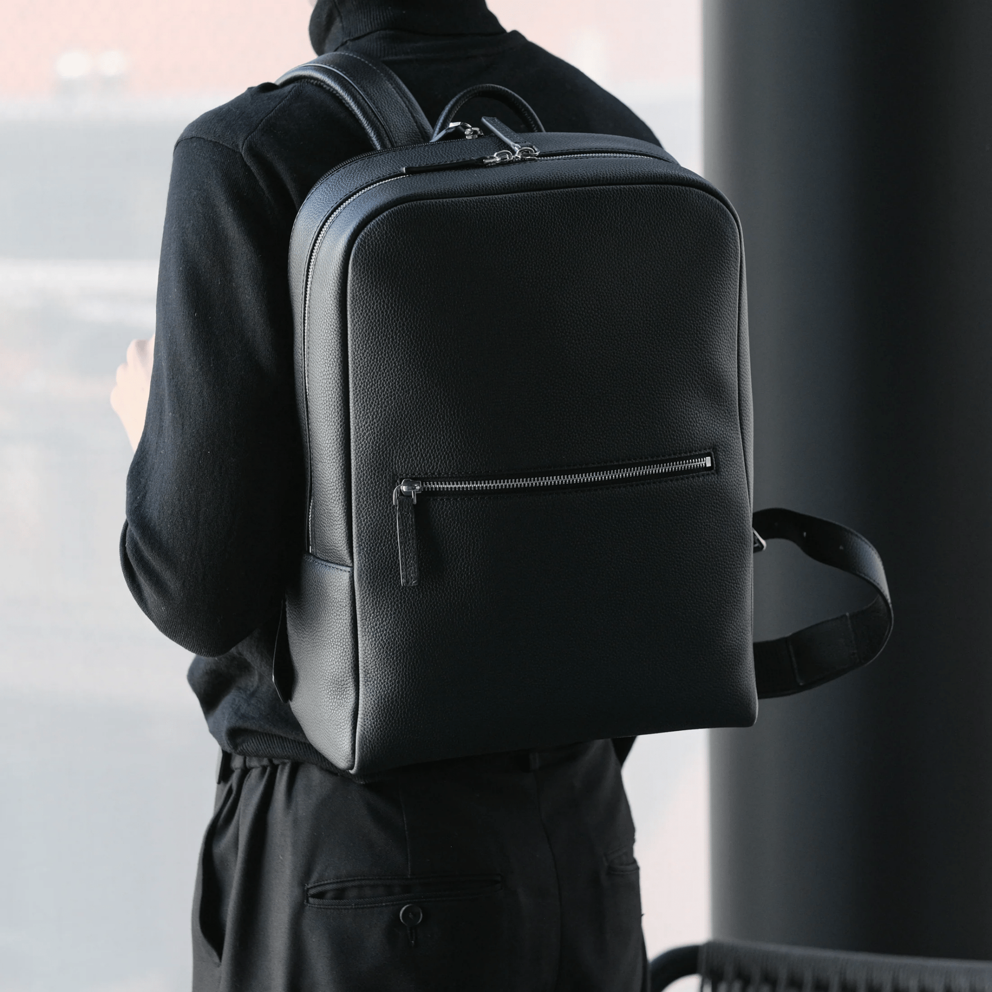 Full Grain Leather Backpack - aucentic