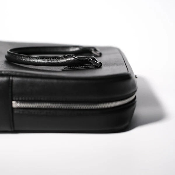 Italian Saffiano Leather Briefcase - aucentic