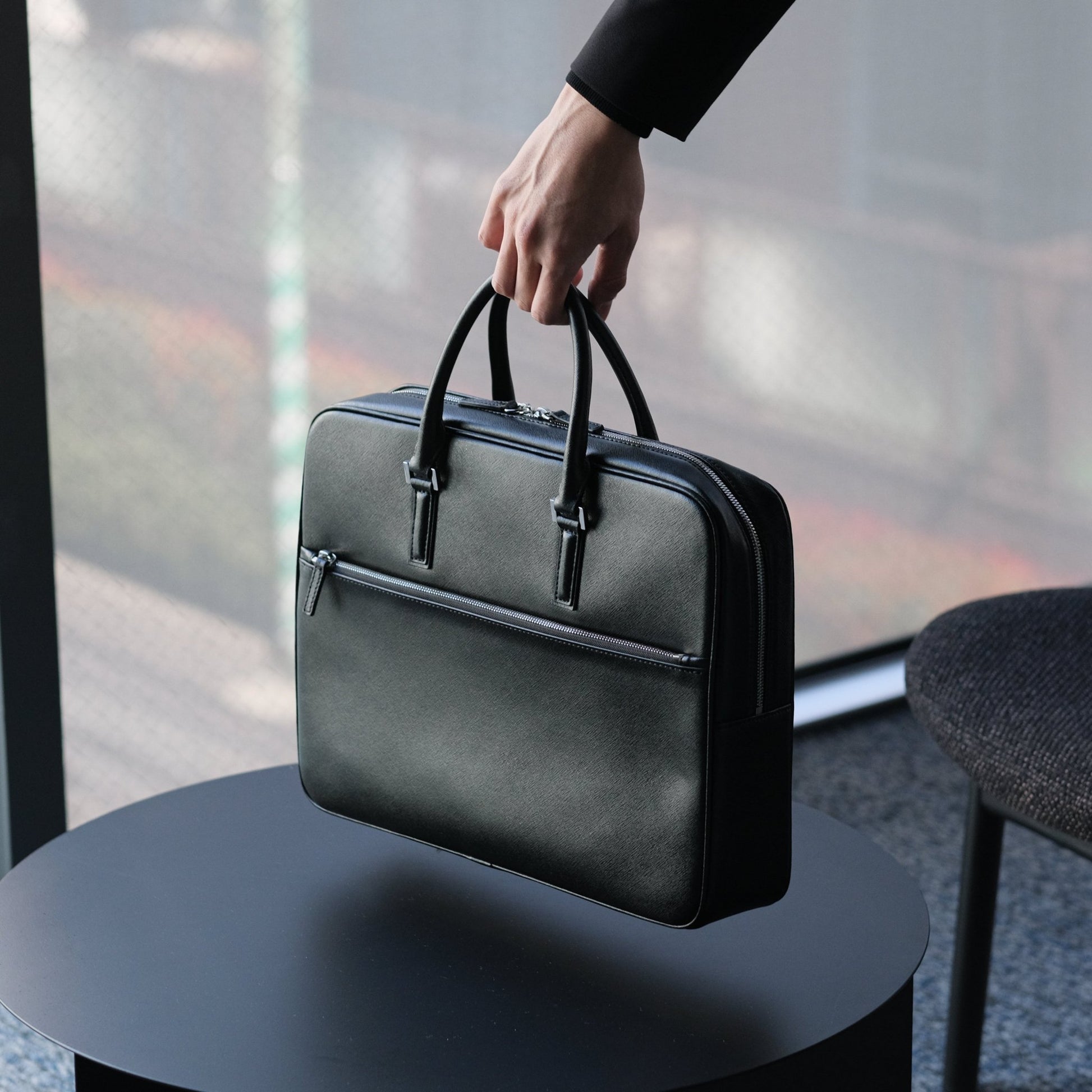 Italian Saffiano Leather Briefcase (with Front Zipper) - aucentic