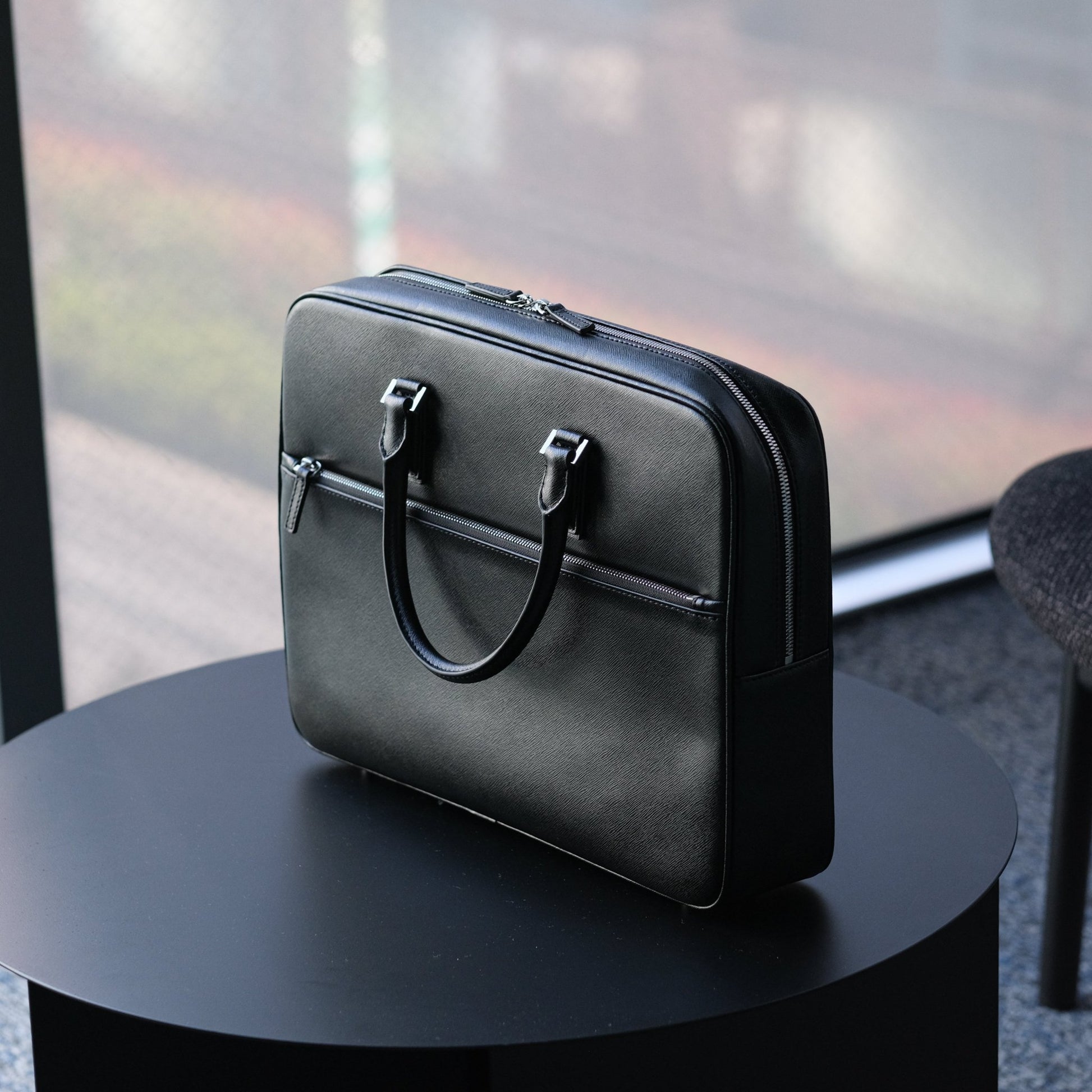 Italian Saffiano Leather Briefcase (with Front Zipper) - aucentic