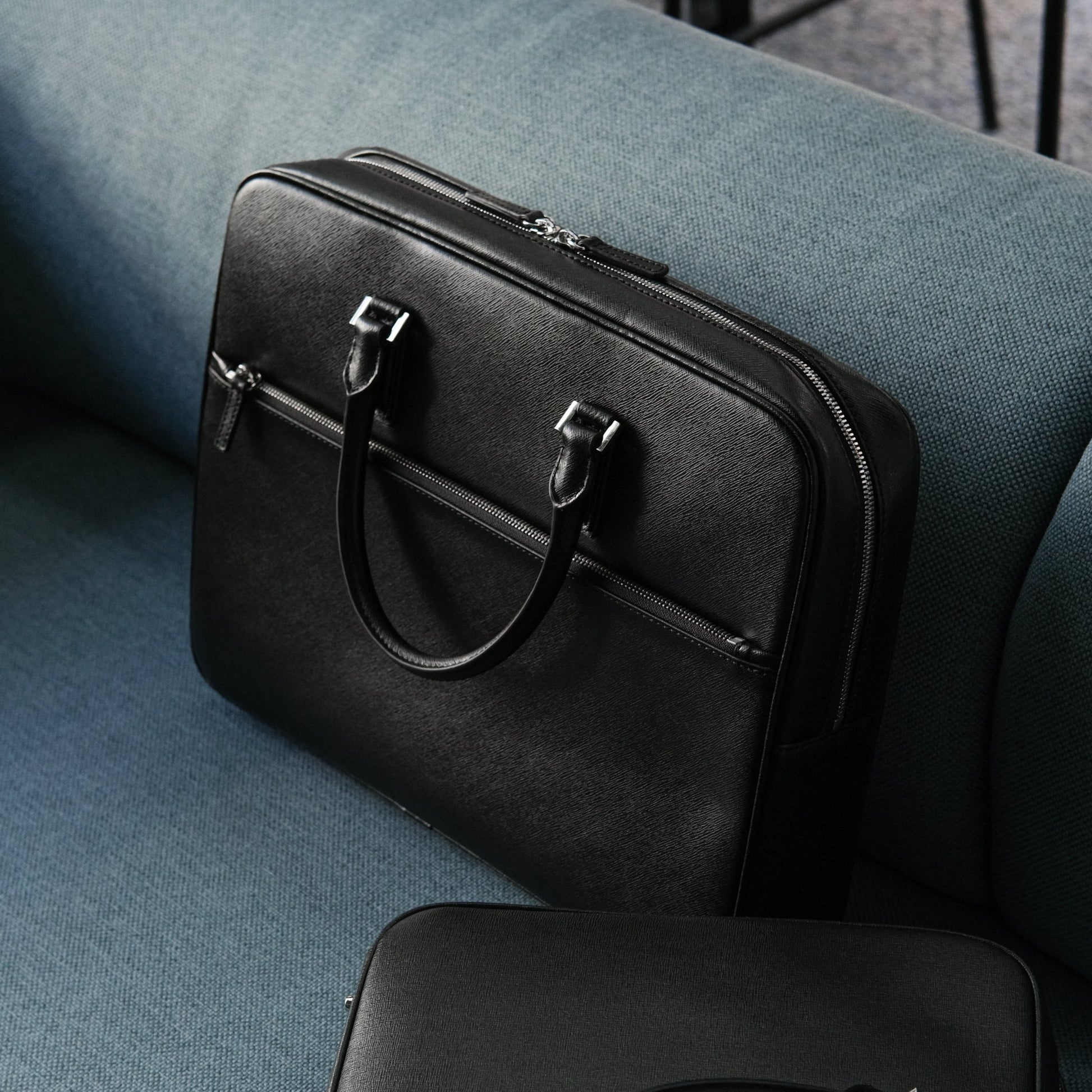 Italian Saffiano Leather Briefcase (with Front Zipper) - aucentic