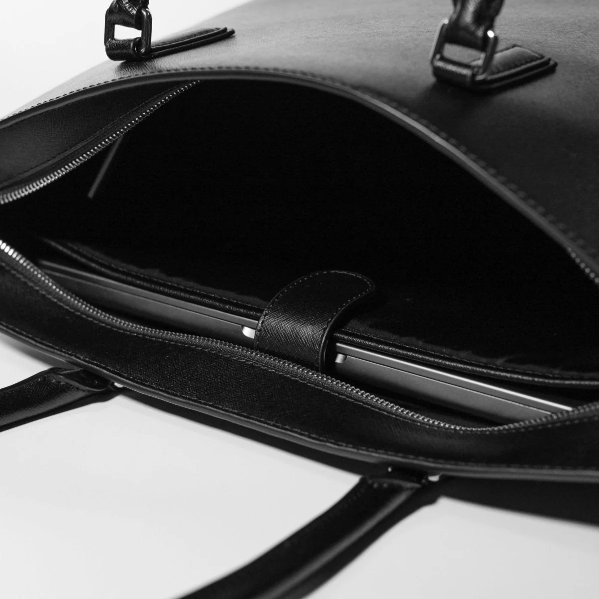 ITALIAN SAFFIANO LEATHER TOTE NAVY - aucentic