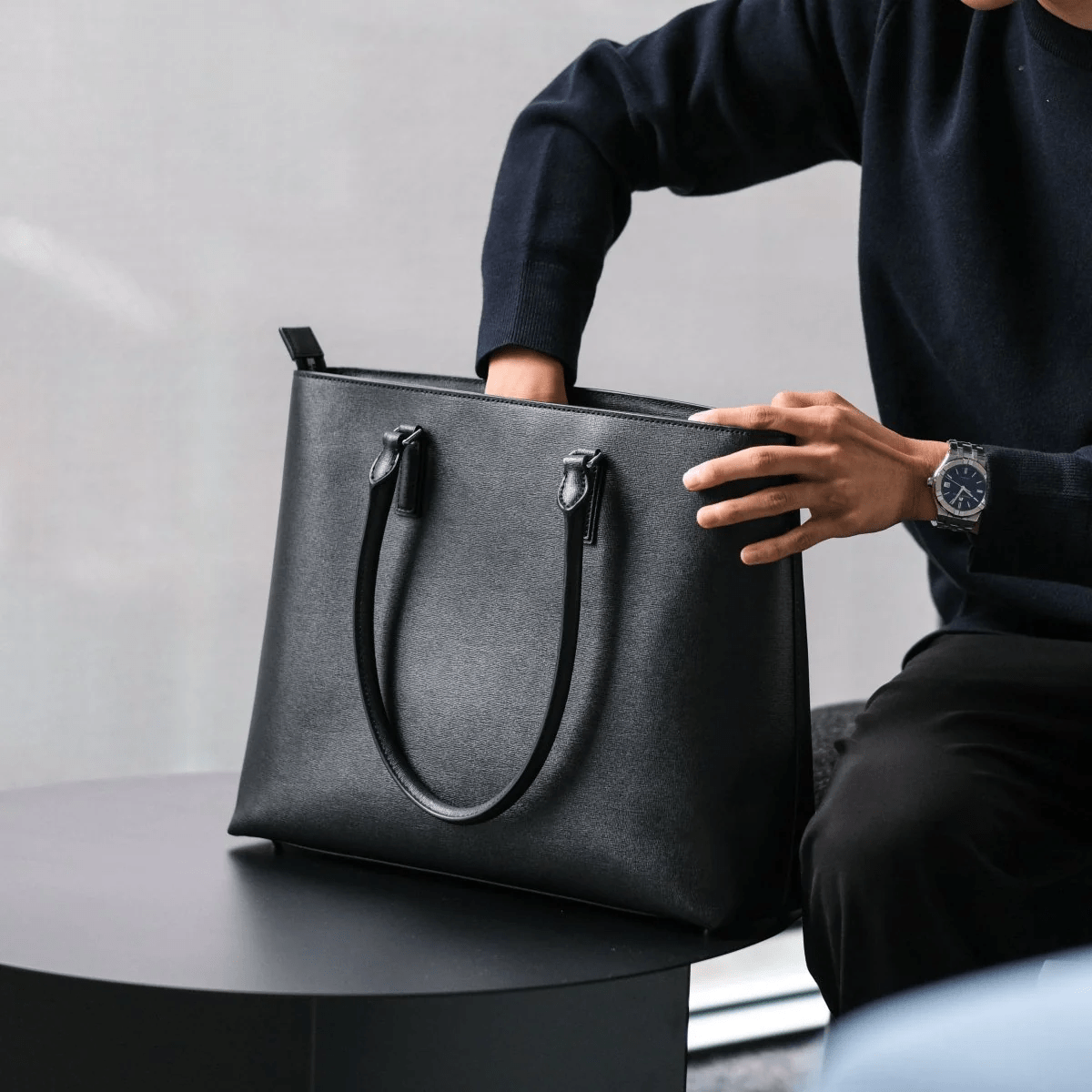 ITALIAN SAFFIANO LEATHER TOTE NAVY - aucentic