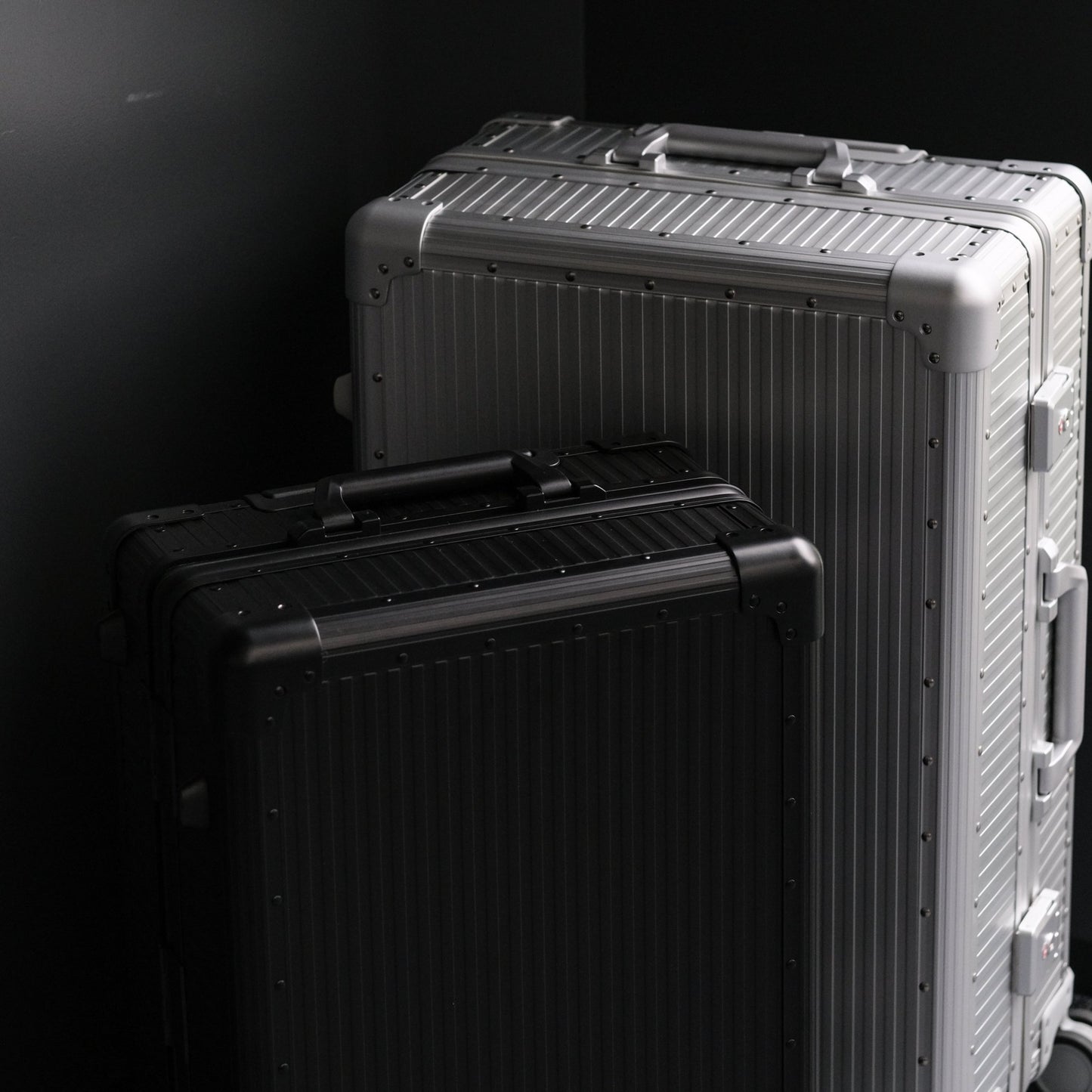 OPUS Stripe Aluminium Suitcase(Silver) Op.13 - aucentic